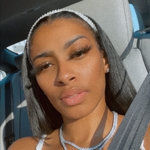 Meet your Posher, Jazmin